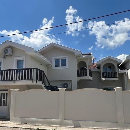 Js Apartmani Nikšić Exterior foto