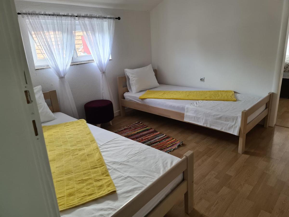 Js Apartmani Nikšić Exterior foto