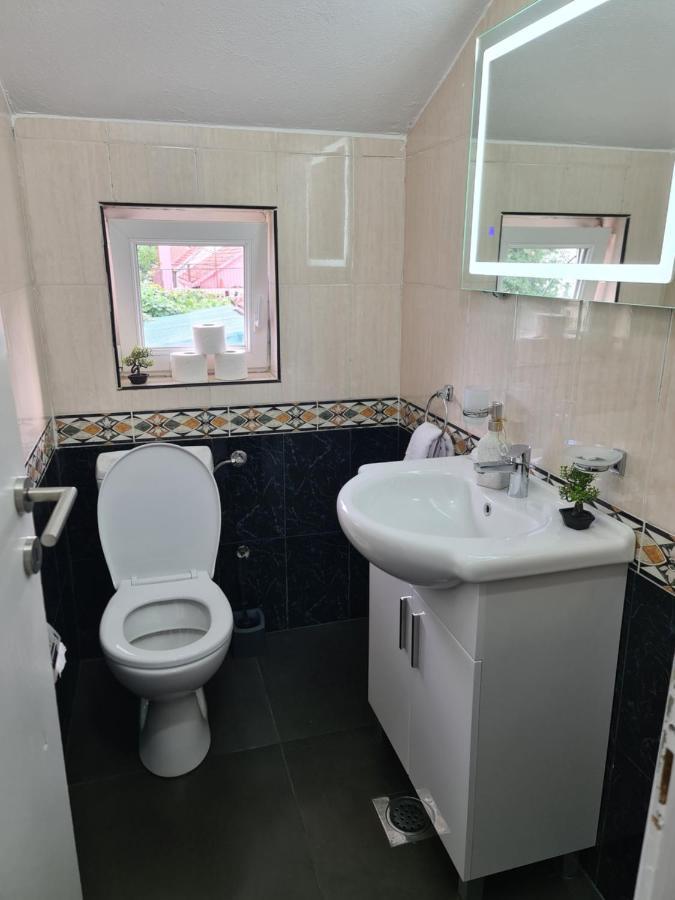 Js Apartmani Nikšić Exterior foto