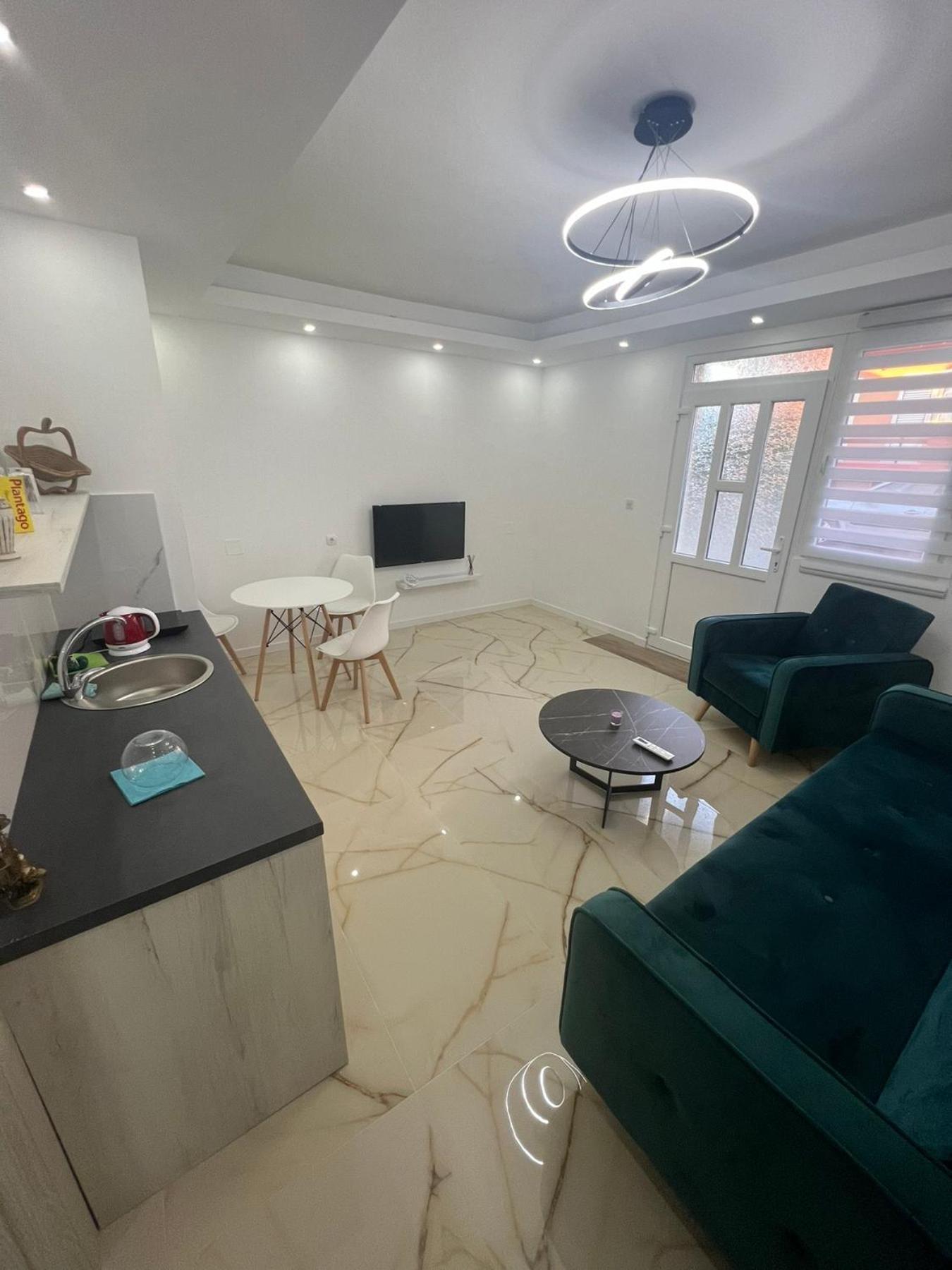 Js Apartmani Nikšić Exterior foto